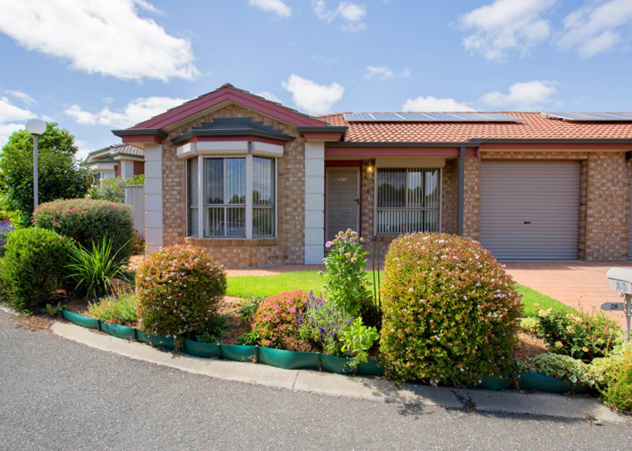 Walnut Grove Estate Old Reynella , Reynella SA retirement real