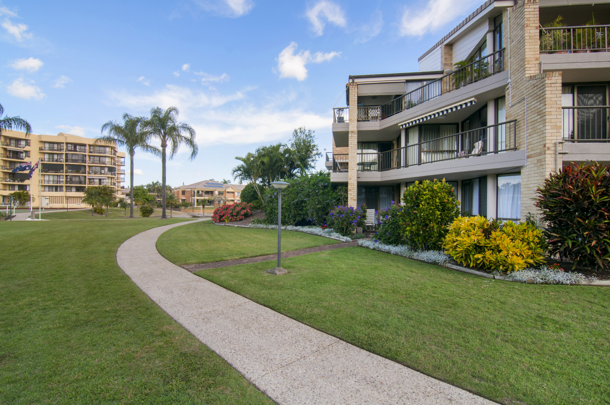 Retire along the Gold Coast Canals, Runaway Bay QLD retirement real