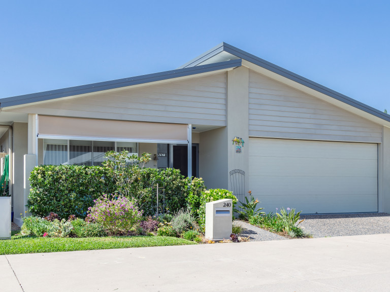 Retirement Villages & Property for Sale in Fern Bay, NSW Retirement Homes