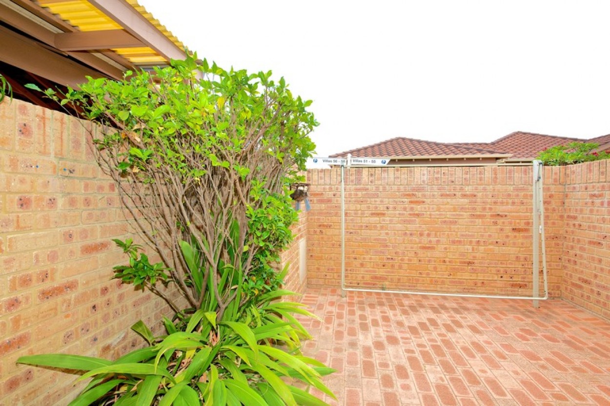An easy accessible villa in a private area, Mandurah WA retirement