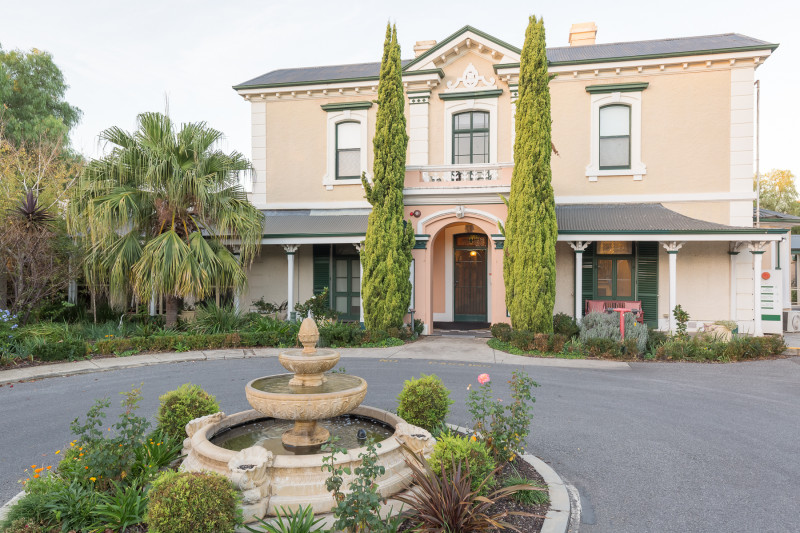 Rental available Studio Apartments, Hackney SA retirement real estate